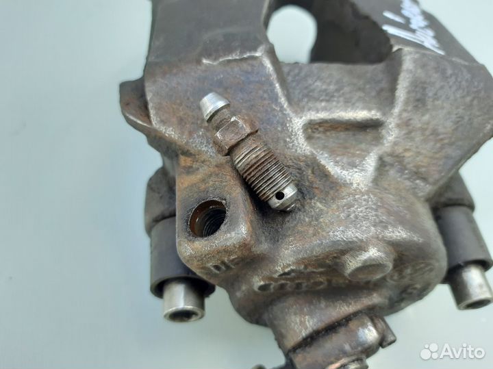 Суппорт передний левый Skoda Fabia 1999-2007