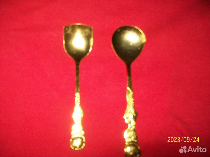 Набор десертных вилок и ложек