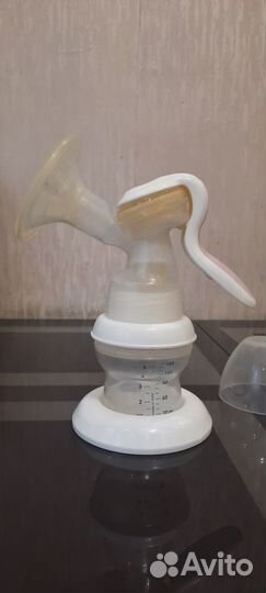Продается ручной молокоотсос Chicco