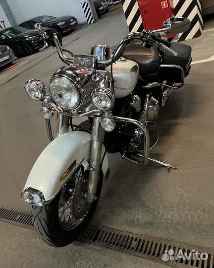 Road King (белый)