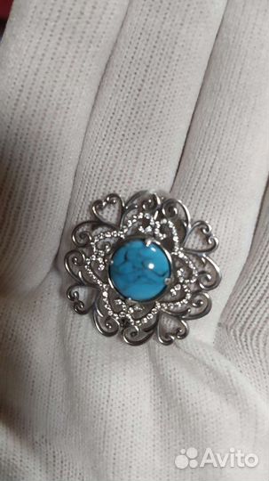 Брошь новая