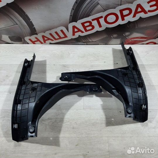 Накладка на порог салона задняя Hyundai Solaris