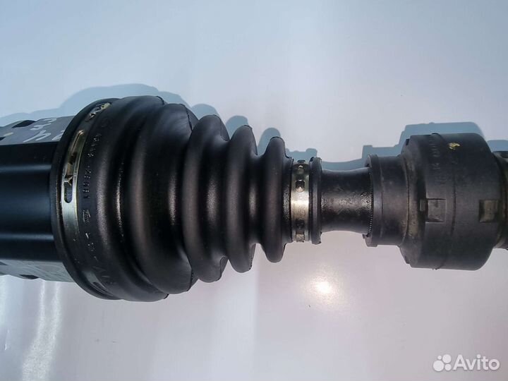 Привод левый передний toyota camry AVV50 2AR-FXE