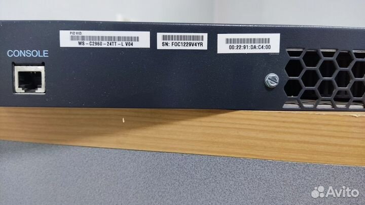 Коммутатор Сisco Catalyst 2960 WS C2960 24 TT