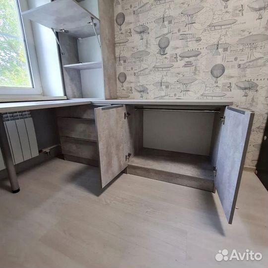 Рабочая зона у окна арт 381