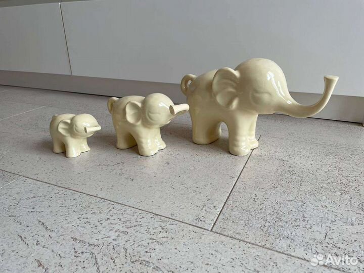 Декор(статуэтки) интерьер. Набор Семья слонов