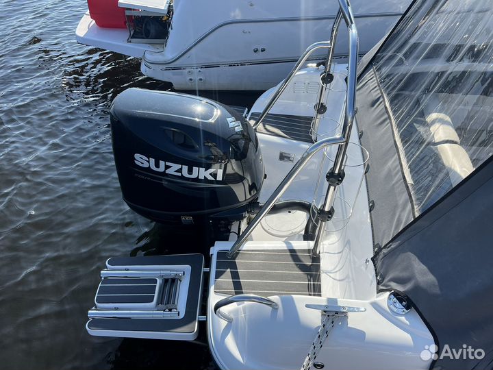 Phoenix 560 + suzuki 140 btgl+ прицеп мзса g21