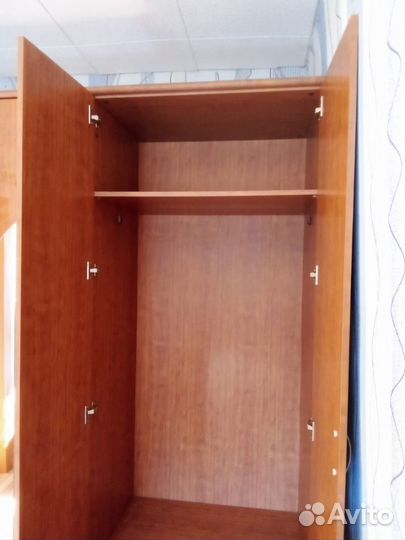 Шкаф для одежды бу