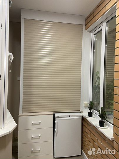 Шкаф с рольставнями на балкон на заказ с доставкой