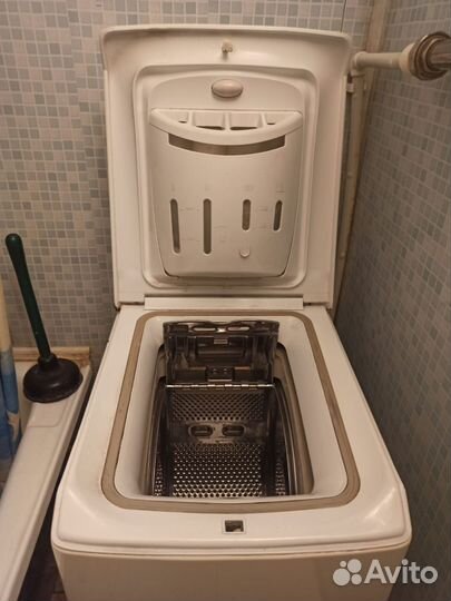 Стиральная машина с вертикальной загрузкой