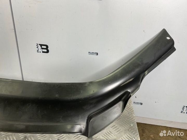 Накладка замка капота передняя Audi Q7 4L 2008