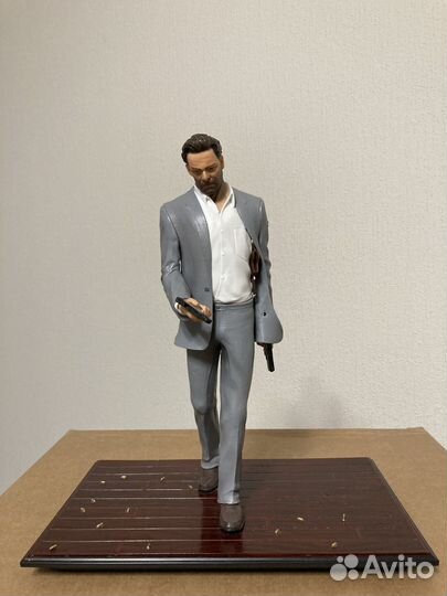 Фигурка Макса Пейна из игры Max Payne 3