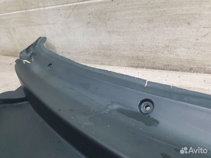 Решетка под лобовое стекло Mazda Tribute I (2000—2