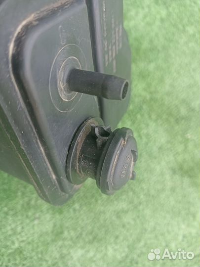 Абсорбер Volkswagen Jetta седан 1.6 2006