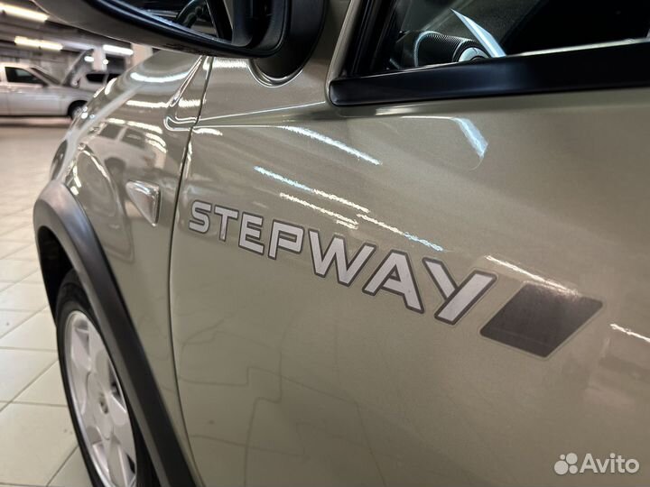 Renault Sandero Stepway 1.6 AT, 2012, 88 000 км