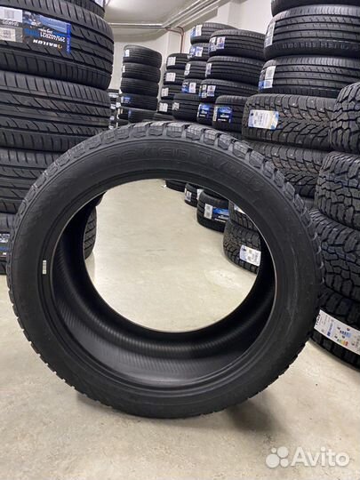 Nokian Tyres Hakkapeliitta 9 SUV 295/40 R21 111T