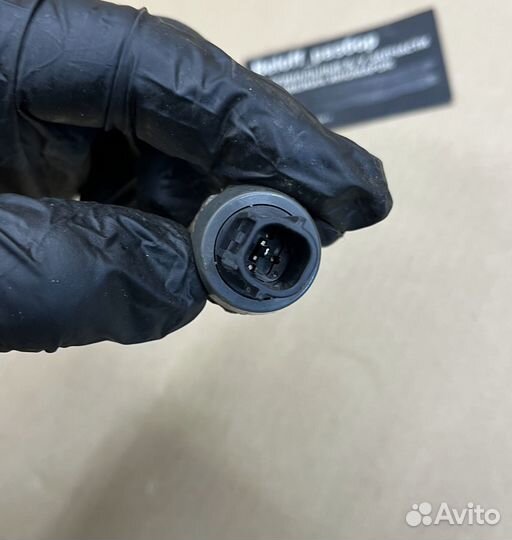 Датчик давления масла мотора 252404M40E Ниссан