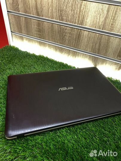 Ноутбук D540M