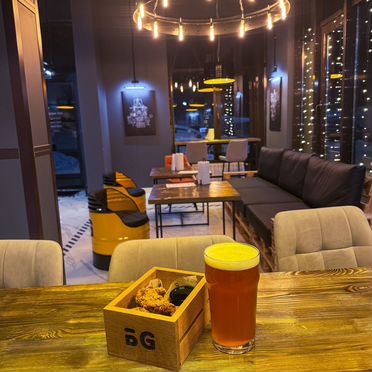 Бар-магазин с бургерами по BeerGarage