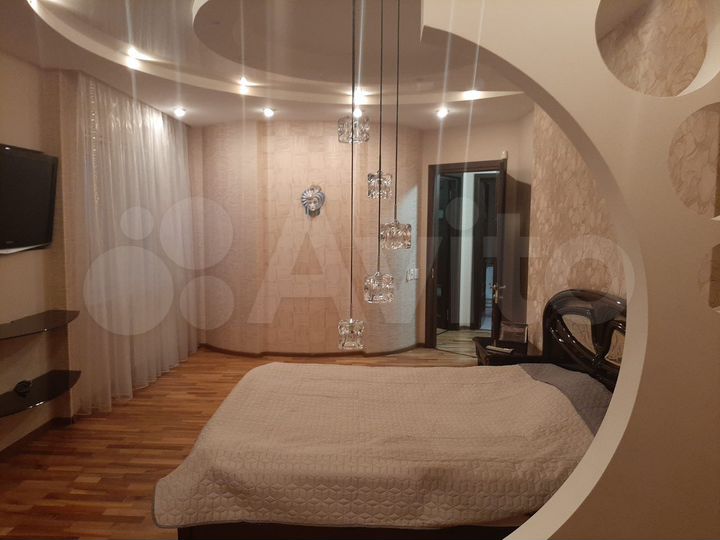 3-к. квартира, 115 м², 6/9 эт.