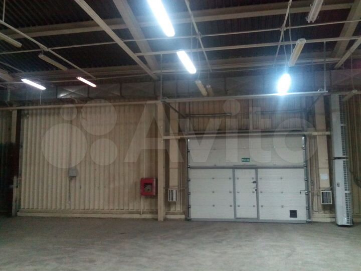 Склад, 2500 м²