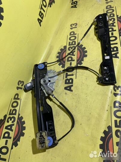 Стеклоподъемник передний левый Opel Astra J