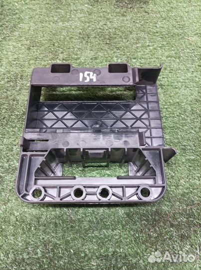 Кронштейн (сопут. товар) VW Jetta 2005-2011