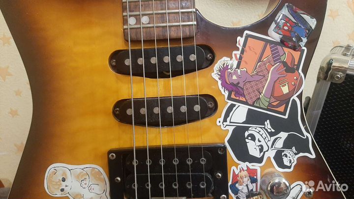 Электрогитара форма суперстрат