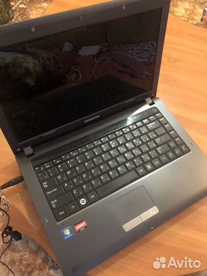 Samsung NP-R425L