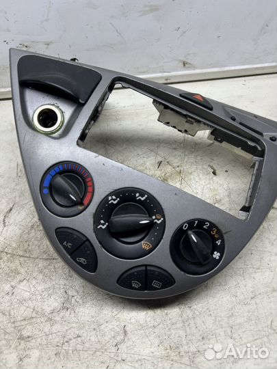 Ford focus 1 блок управления печки с часами