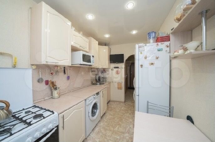 2-к. квартира, 42,3 м², 3/3 эт.