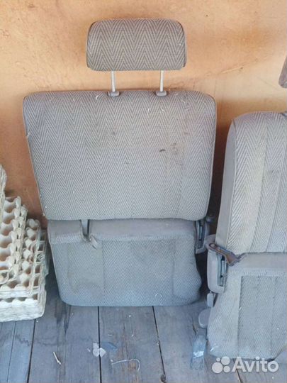 Сидения на Таун айс