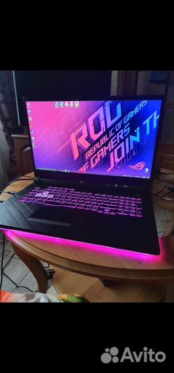 Asus Rog Strix G712L