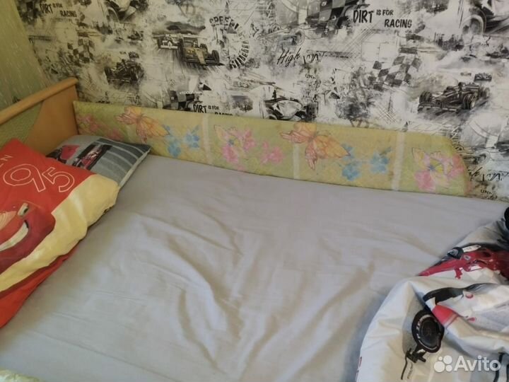 Бортики на детскую кроватку