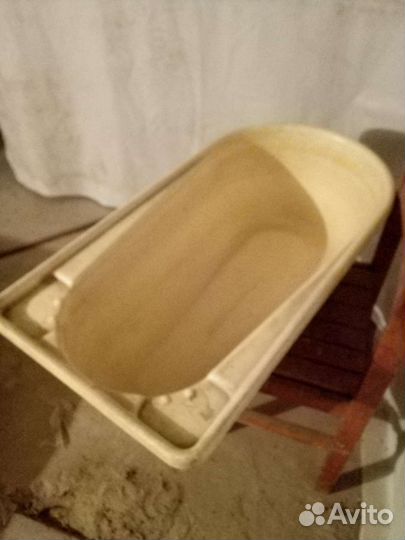 Подставка под ванну