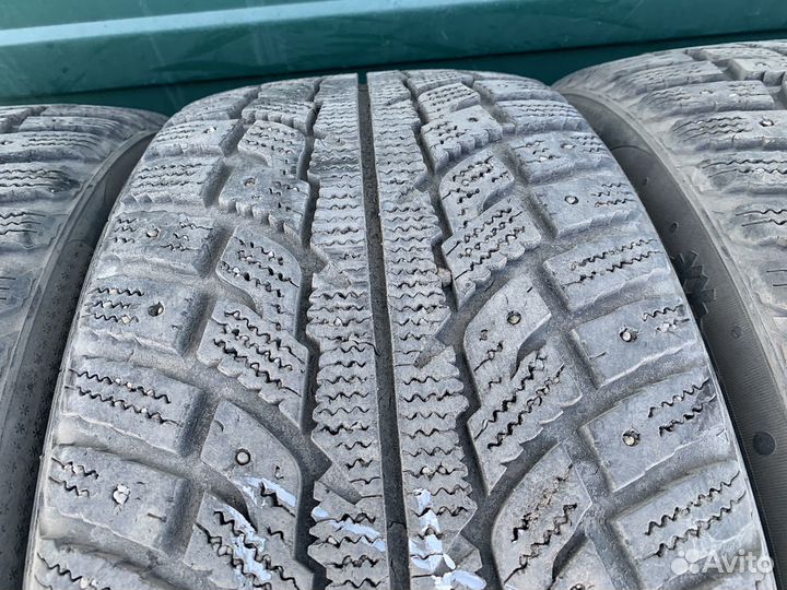 Marshal I'Zen RV Stud KC16 225/55 R18 102T