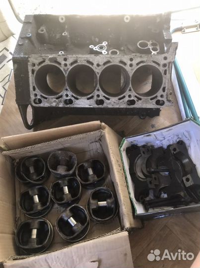 Блок цилиндров с поршнями s62 для М5 е39