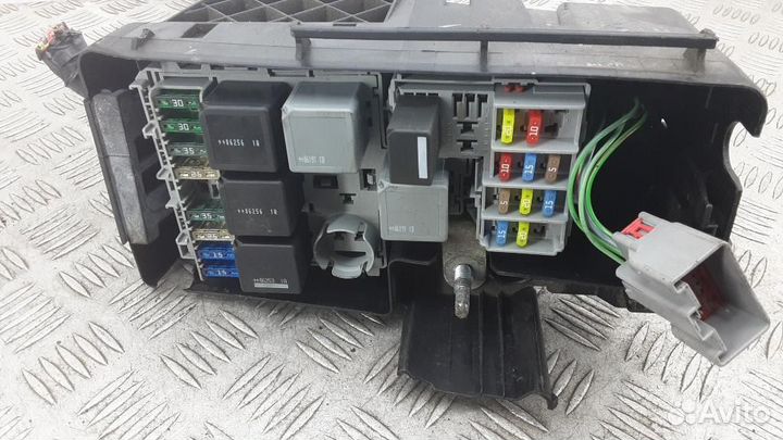 Блок предохранителей Volvo XC90
