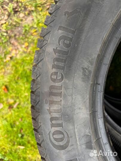 Continental VancoVikingContact 235/60 R17