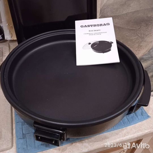 Электрическая сковорода