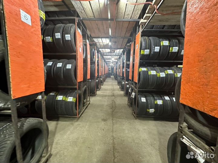 Nokian Tyres Hakkapeliitta R2 SUV 235/65 R18 110R