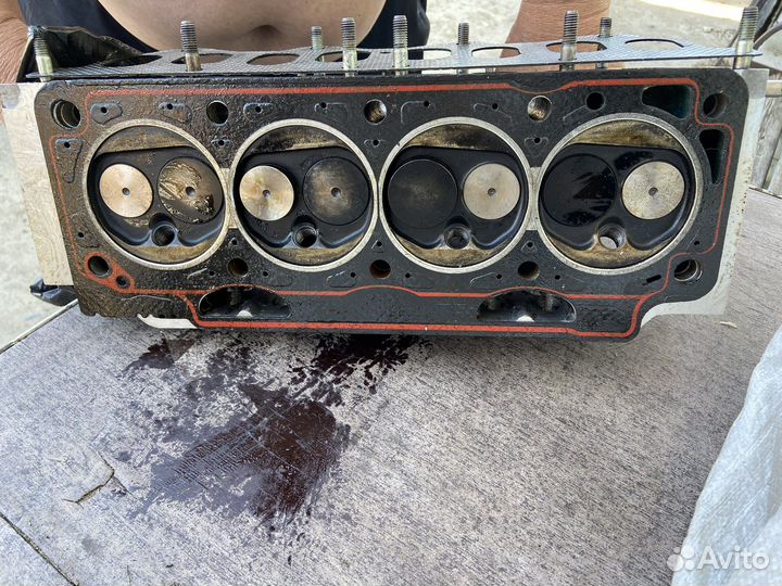 Продам головку двигателя