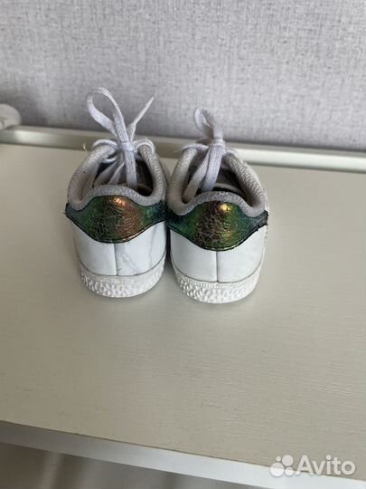 Кроссовки adidas 20