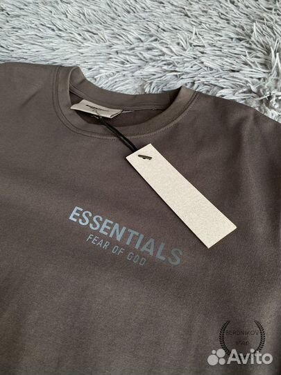 Футболка fear OF GOD essentials