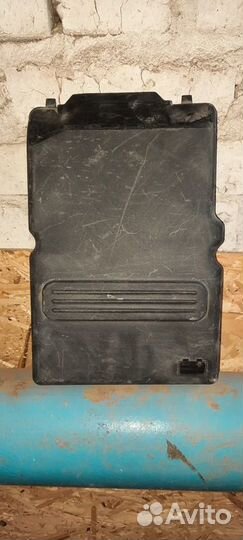 Крышка акб Mazda Mazda 3