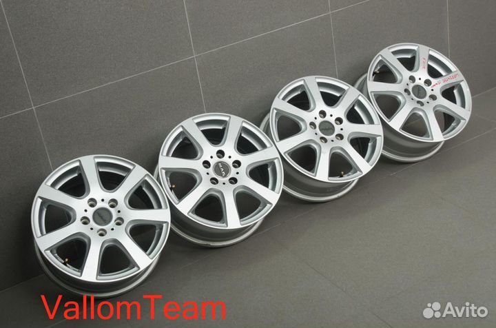 Лот UP734525 Итальянские 16-е диски MAK