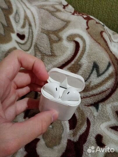 Беспроводные наушники i12