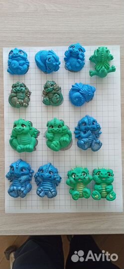 Фигурки драконов