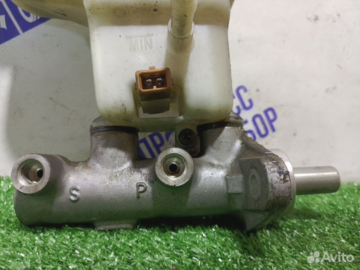 Главный тормозной цилиндр Hyundai Santa Fe