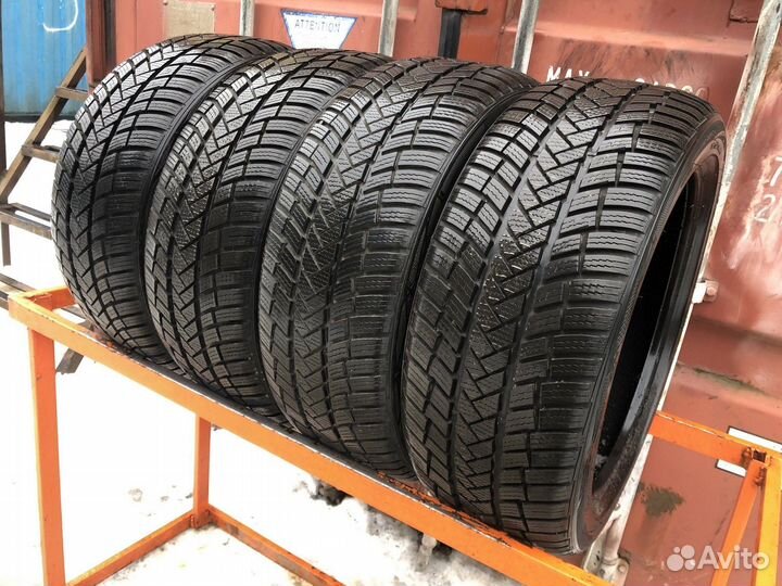 Vredestein Wintrac Pro 205/45 R17